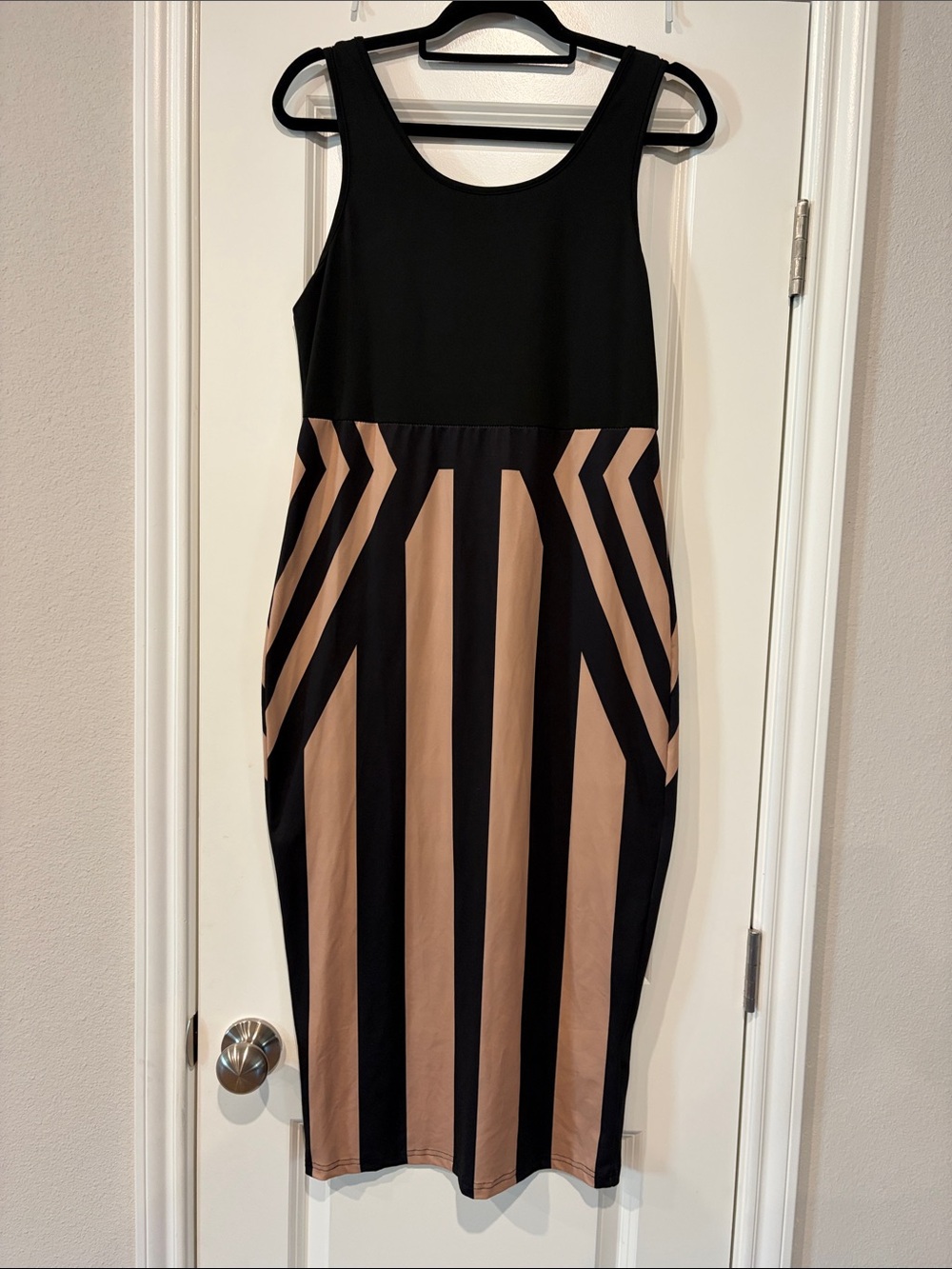 SHEIN Black and Tan Geometric Panel Midi Sheath Dress